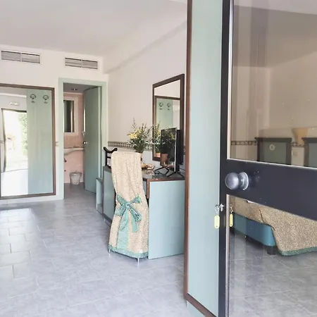 Hotel Baia Dei Gigli