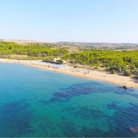 Hotel Baia Dei Gigli