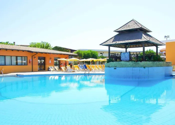 ホテル Baia Dei Gigli *