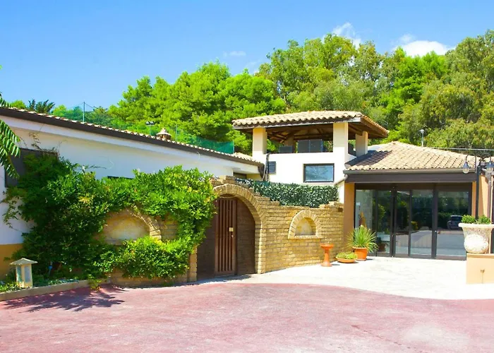 ホテル Baia Dei Gigli